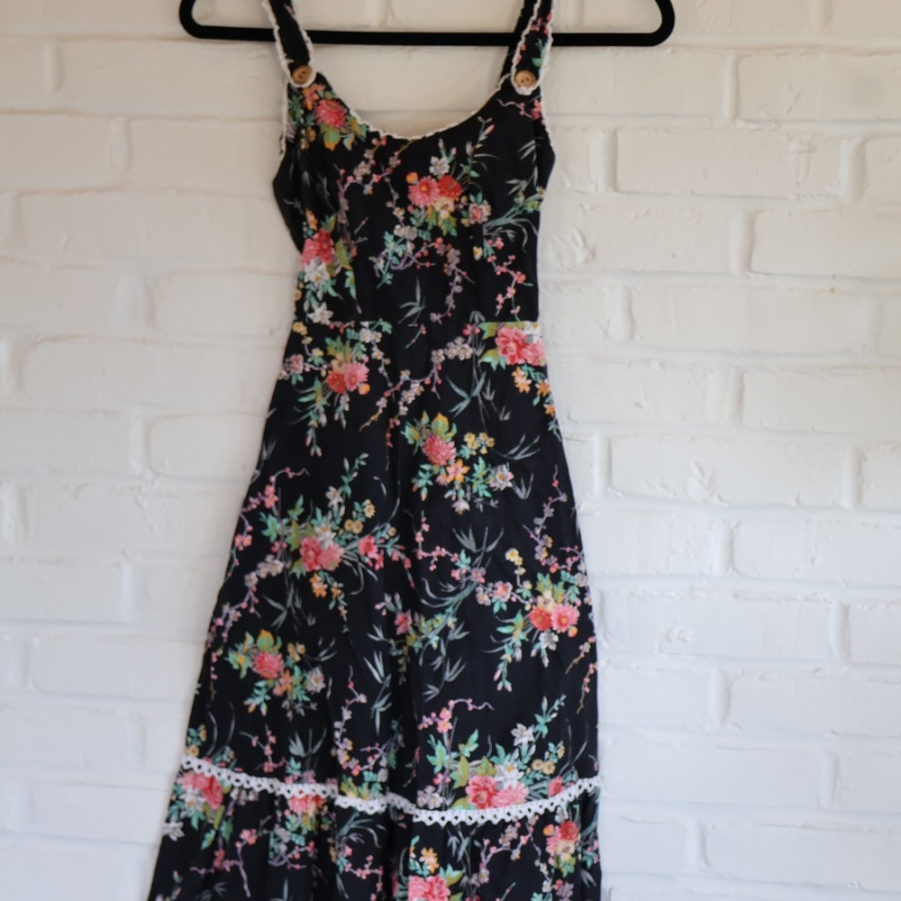 VINTAGE HANDMADE FLORAL SUMMER DRESS